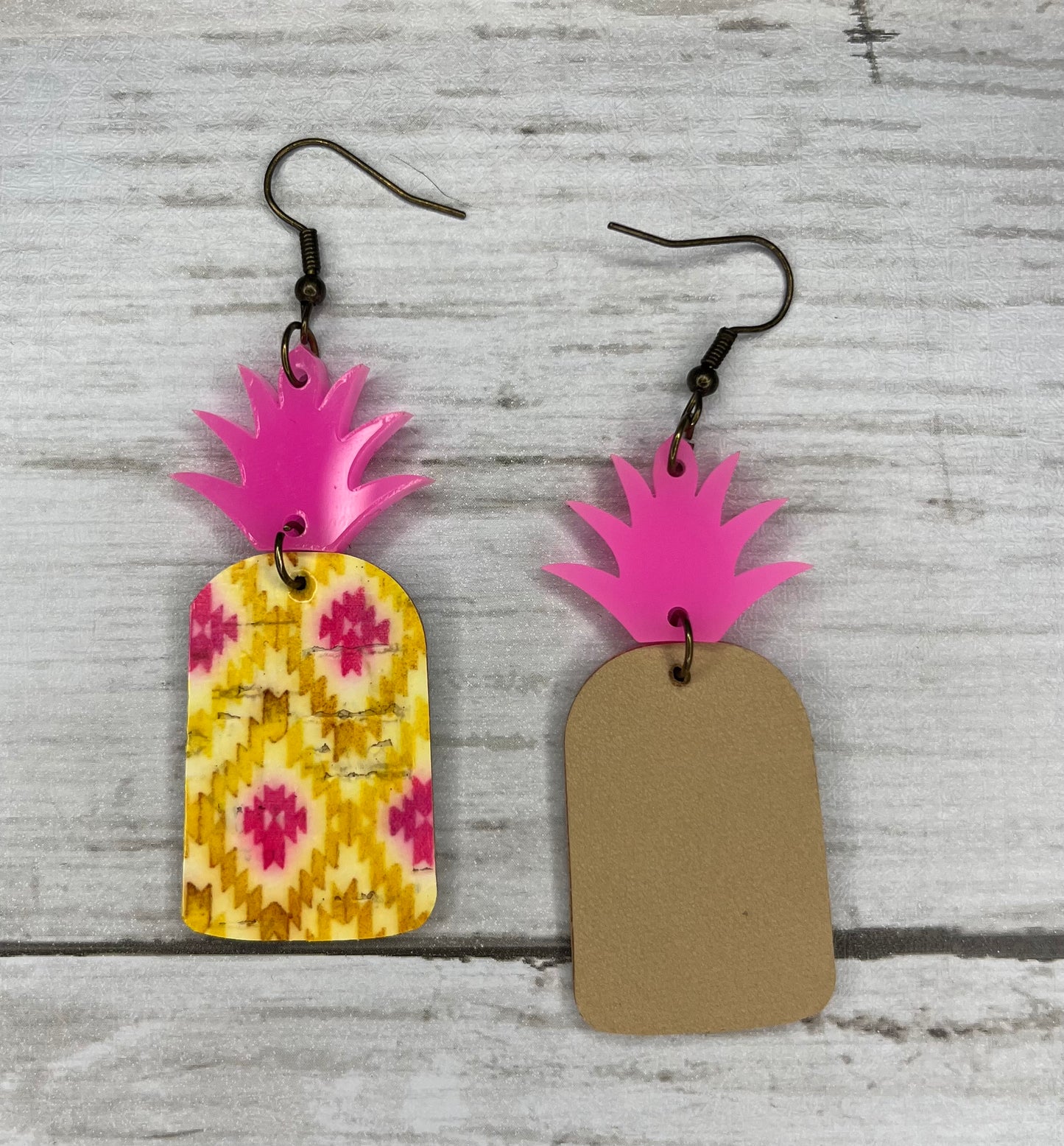 The Pineapple- Pink & Yellow
